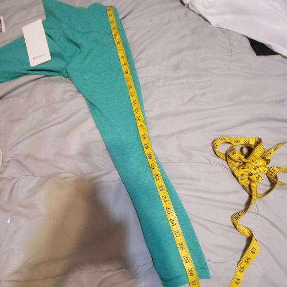 NWT Lululemon Sz2 Blaze Maldives Green Wunder Train Hight Rise Crop 23" - Picture 9 of 11
